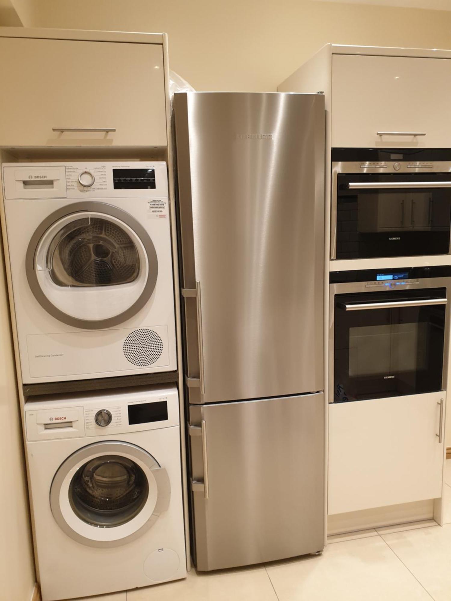 London Luxury Apartments 3 Bedroom Sleeps 8 With 3 Bathrooms 5 Mins Walk To Tube Station Free Parking Ilford Luaran gambar